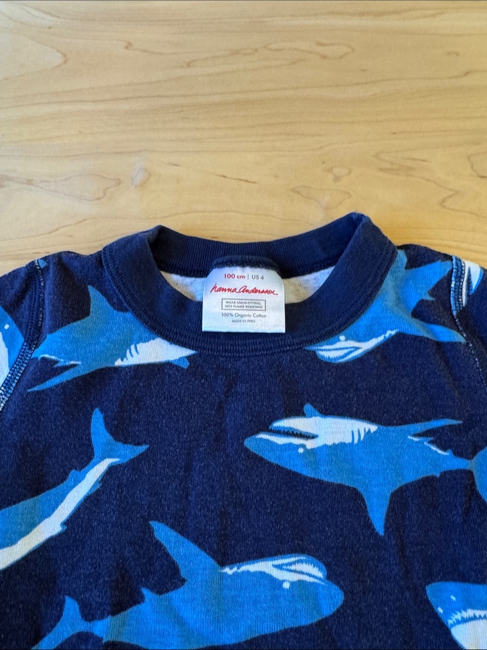 Hanna Andersson Short Pajamas in size 4 Blue Sharks ๐ - Picture 4 of 8